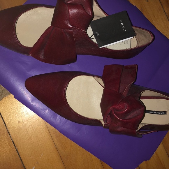 Red Leather Flats with Bow NWT - Picture 2 of 5